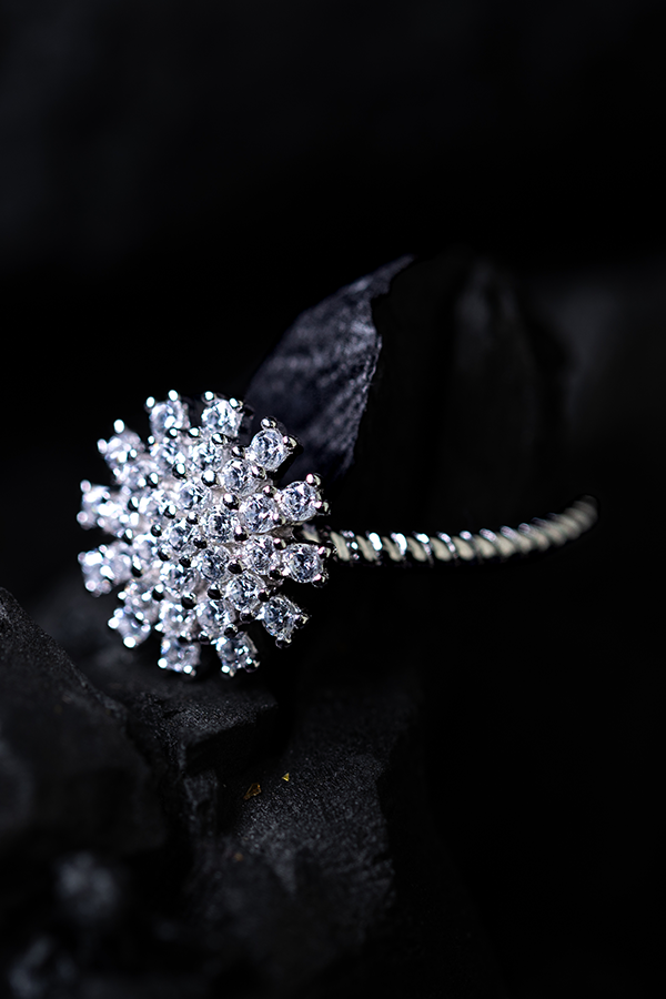 Floral daisy perl ring