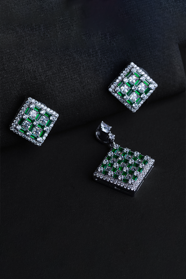 Fallen August Jewelry Set