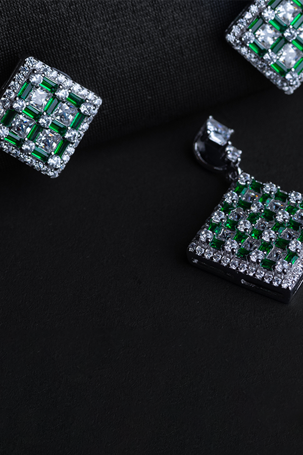 Fallen August Jewelry Set