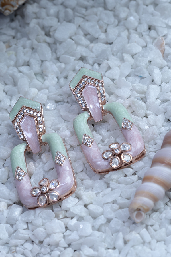 Floral pale hoops