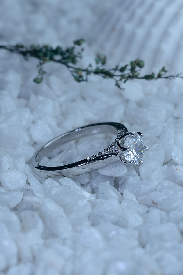 Orchid pearl ring