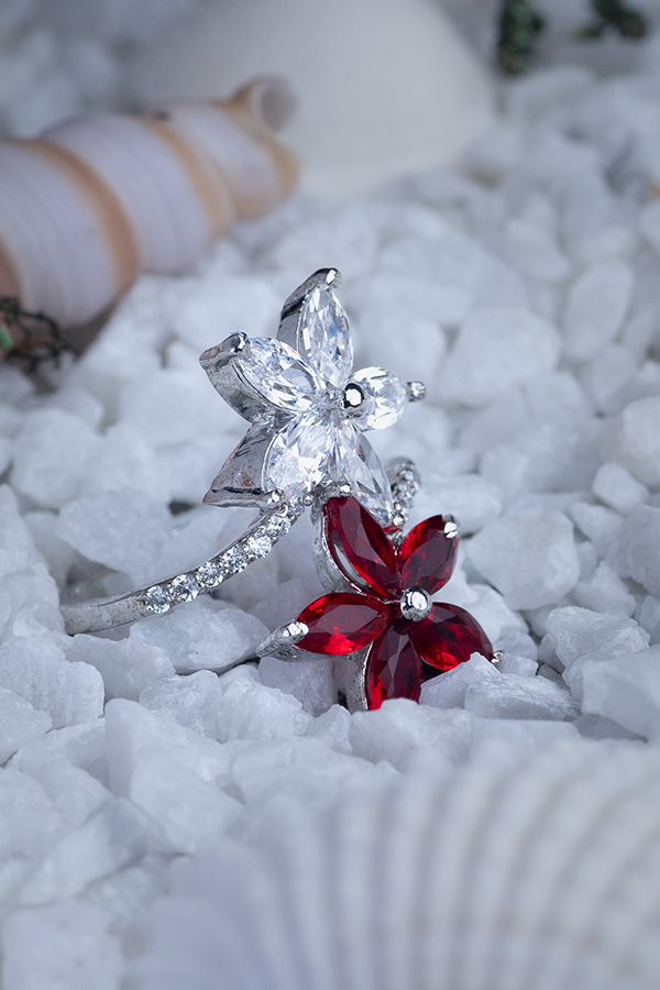 Draped flora ring