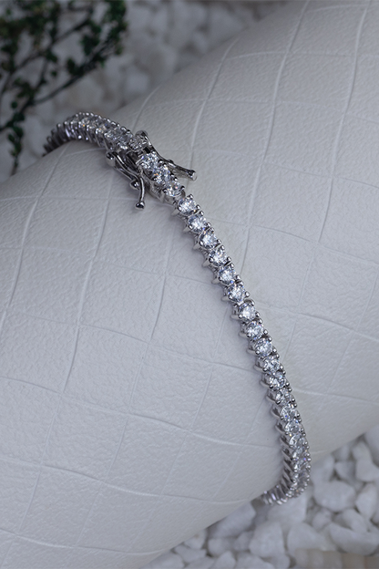 Sleek Tennis Pearl Bracelet