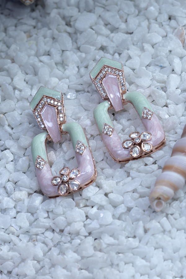 Floral pale hoops