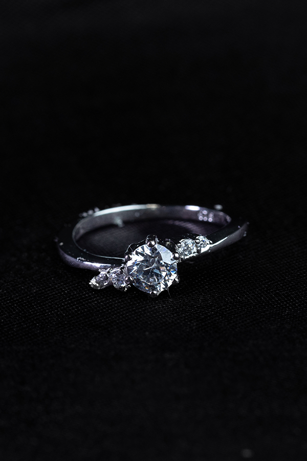 Night embrace ring