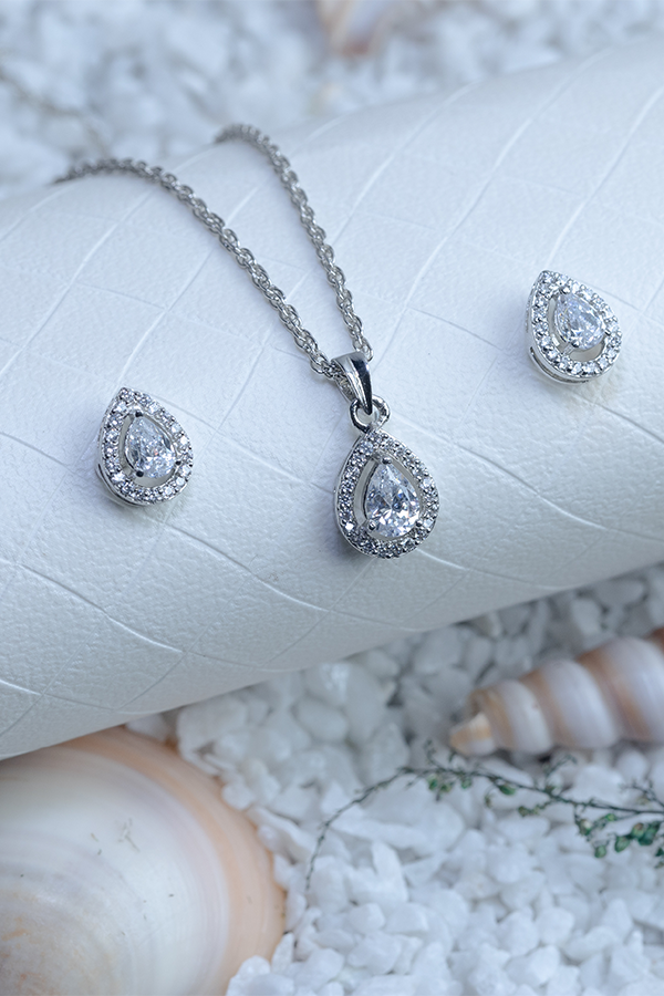 Serenity Charms Pendant Set