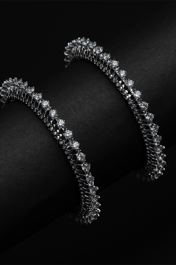 Mistique Silver Bangles