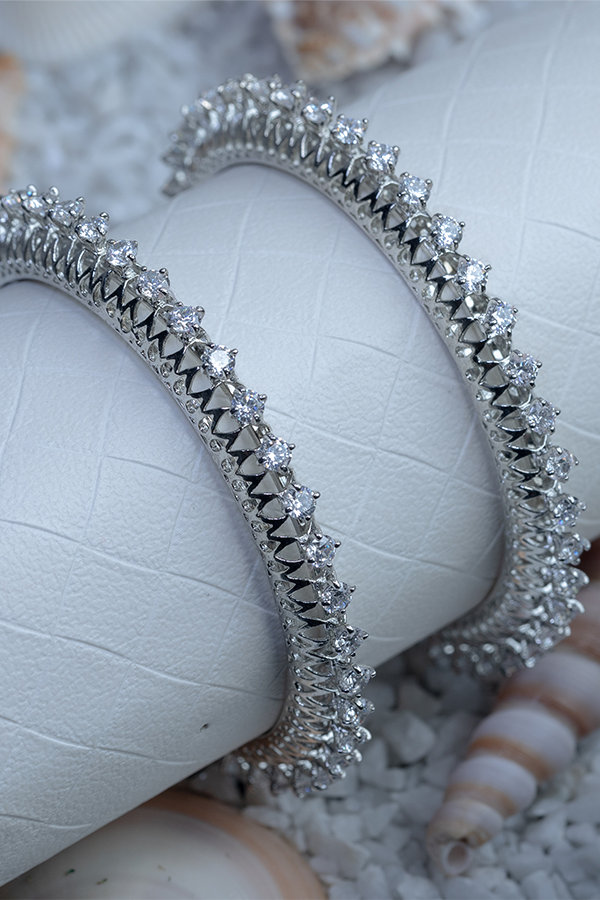 Mistique Silver Bangles